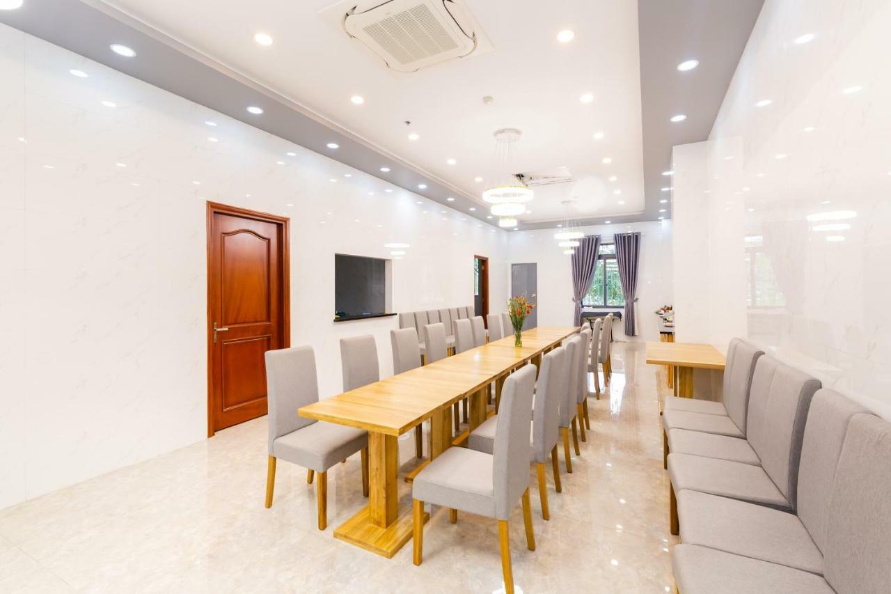 Mai Hotel - Airport Ho Chi Minh City Exterior photo
